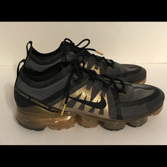 Nike Men’a VaporMax Black/Gold/grey 10.5 - Picture 3 of 8